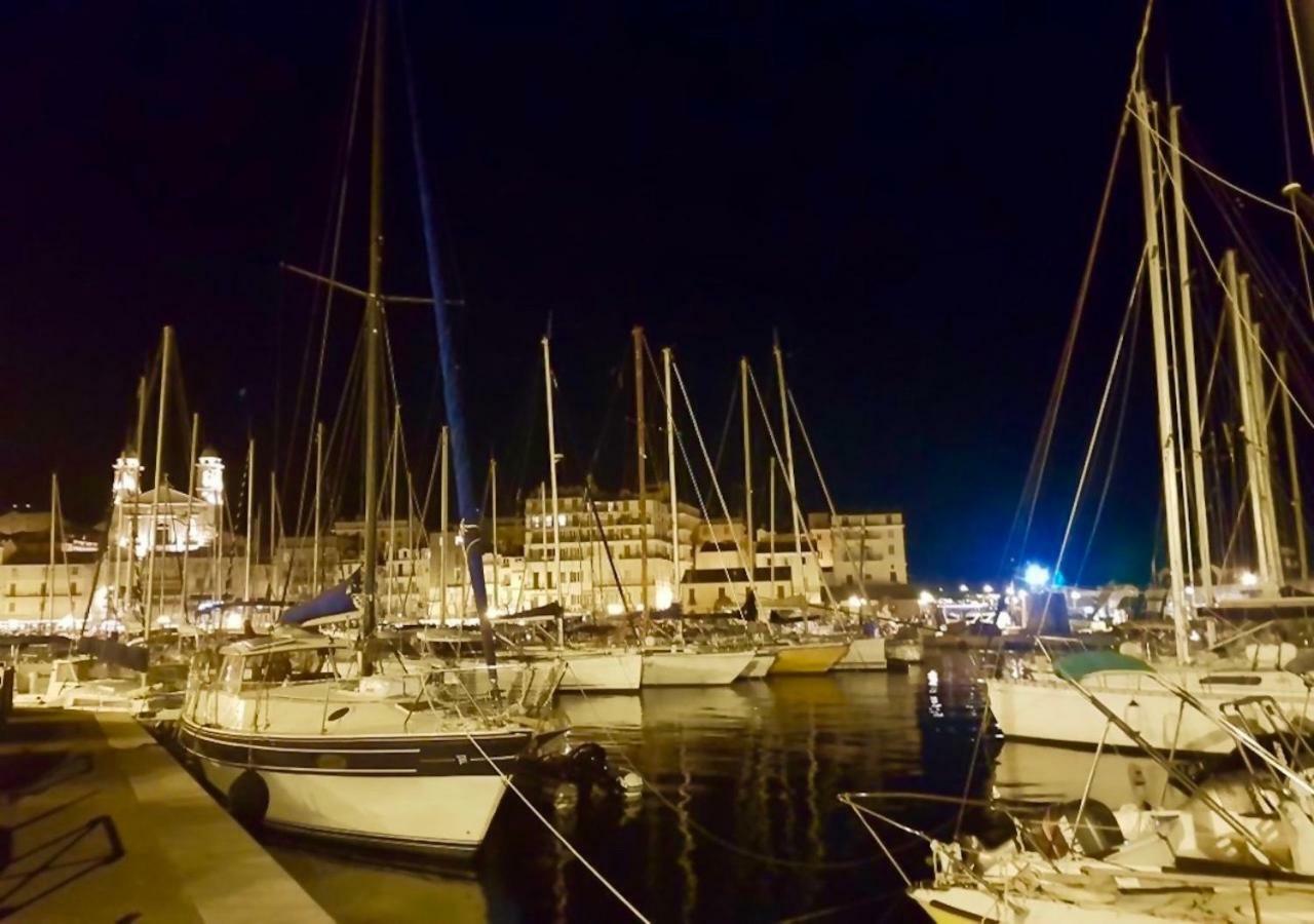 Vue Exceptionnelle Debut Cap Corse La Pier Noire Lejlighed San-Martino-di-Lota Eksteriør billede